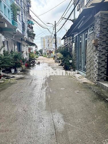 3 TẦNG BTCT - NỞ HẬU 5.7M - Ô TÔ ĐỖ CỬA - P.16 Q8