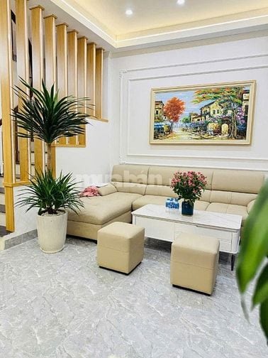 Hàng rất Hiếm Tân Triều , Nguyễn Xiển ,Diện Tích 33 m 5 tầng , Hàng rất Hiếm Tân Triều , Nguyễn Xiển ,Diện Tích 33 m 5 tầng ,