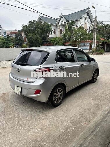 Hyundai i10 số sàn bản đủ 2015