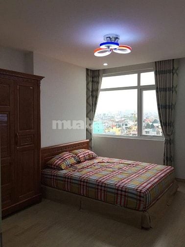 Gia đình tôi bán CC Bàu cát2 45m2 2,25 tỷ sẵn sổ hồng