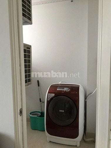 Gia đình tôi bán CC Bàu cát2 45m2 2,25 tỷ sẵn sổ hồng