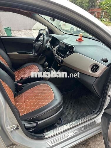 Hyundai i10 số sàn bản đủ 2015