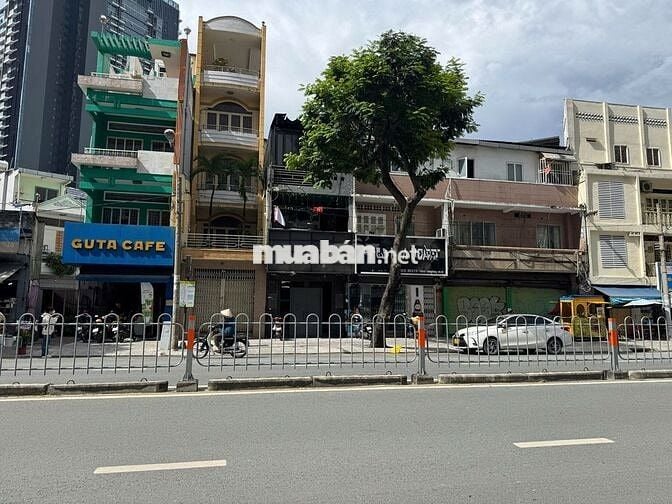 MT NGUYỄN CƯ TRINH, Q1 - NGAY NGÃ 4 TRẦN ĐÌNH XU &VÒNG XOAY CỐNG QUỲNH