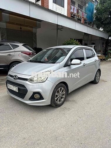 Hyundai i10 số sàn bản đủ 2015