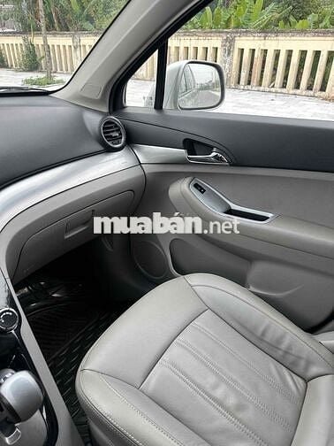 Xe 7 chỗ số tự động