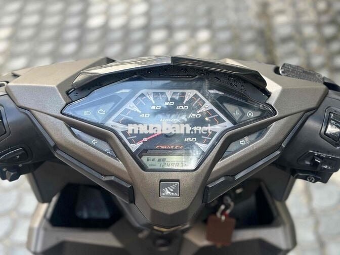 Bán Vario 125 mẫu cũ cực đẹp ( Xe Dựng không đi )