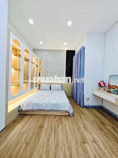 Nhà đẹp 2 lầu , 5.5 * 8m , Phạm văn Chiêu , p14, Gò Vấp