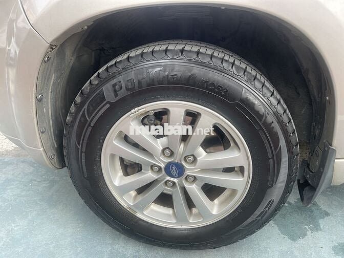 Ford Escape 2012 XLS 2.3 AT 4X2 - 90000 km