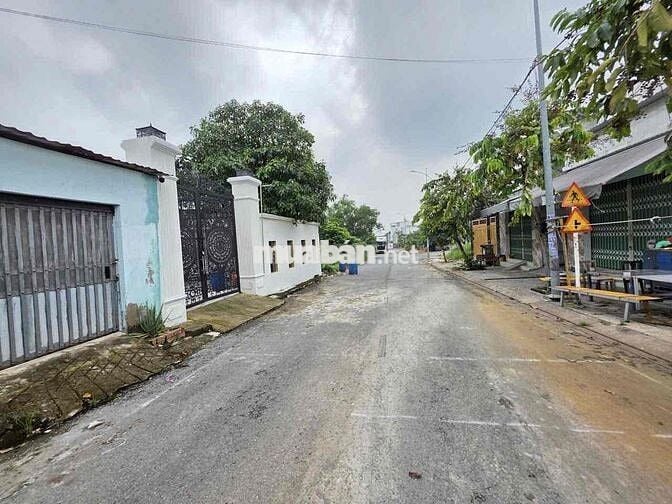 Đất 133m2 mặt tiền khu Hố Lang, p Tân Bình, Tp Dĩ An