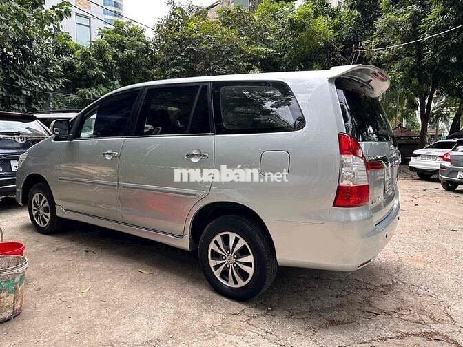 tôi cần bán toyota inova
