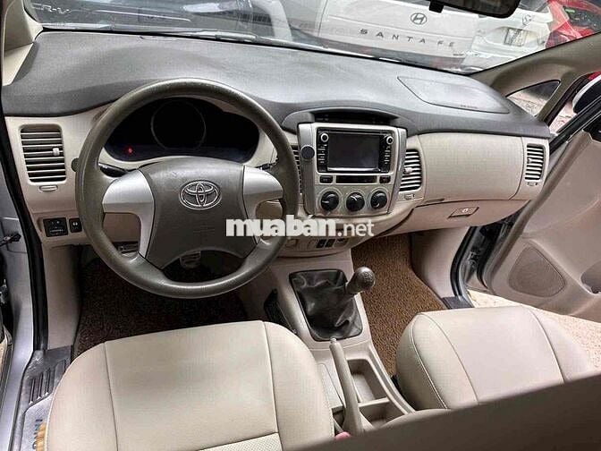 tôi cần bán toyota inova