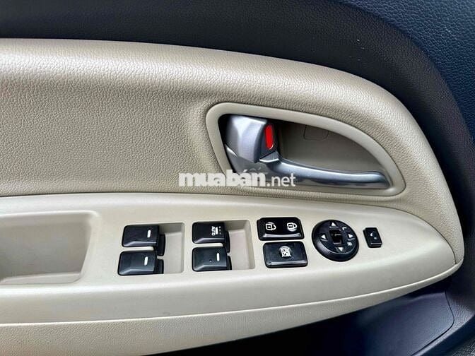 🆘🆘🆘RIO 1.4L 10/2015 Hatchback Nhập Hàn Quốc Zin99%