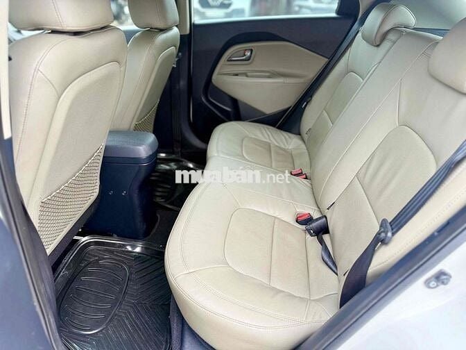 🆘🆘🆘RIO 1.4L 10/2015 Hatchback Nhập Hàn Quốc Zin99%