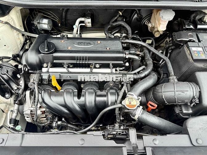 🆘🆘🆘RIO 1.4L 10/2015 Hatchback Nhập Hàn Quốc Zin99%