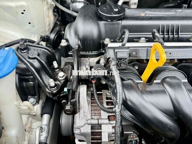 🆘🆘🆘RIO 1.4L 10/2015 Hatchback Nhập Hàn Quốc Zin99%