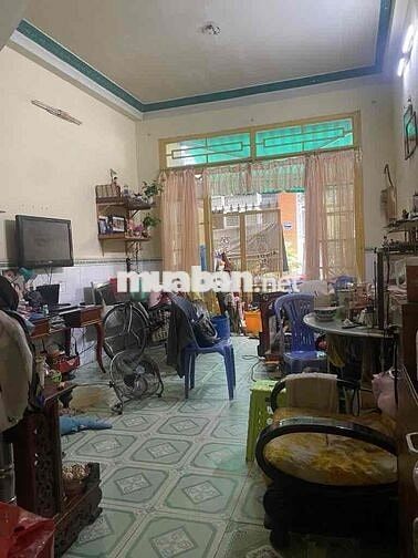 3 LẦU BAN CÔNG - ĐƯỜNG MỄ CỐC P15 Q8 - SAU LƯNG TRẠM Y TẾ.