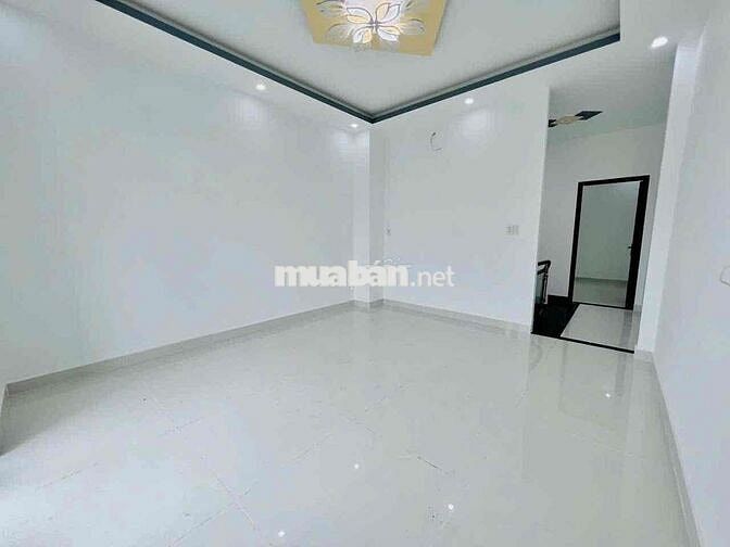 Cho Thuê Nhà 1 Trệt 2Lầu 4Phòng Ngủ Phú Hoà Ngay Trường Cao đẳng Y Tế