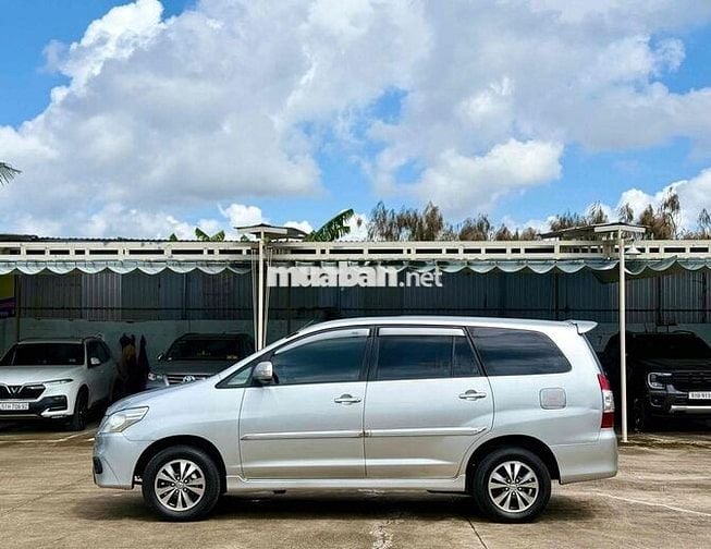 🆘🆘🆘INNOVA 2.0E 3/2016 Số Sàn 01Chủ XE ĐẸP ZIN 99%