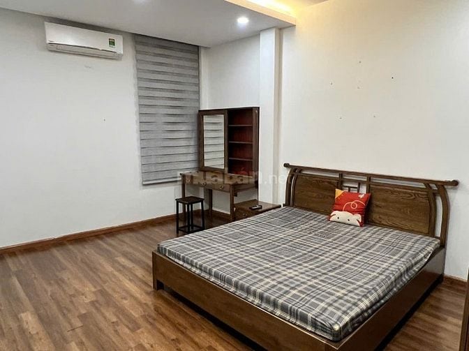 CHO THUÊ NHÀ TẠI PHƯỜNG BỒ ĐỀ - LONG BIÊN