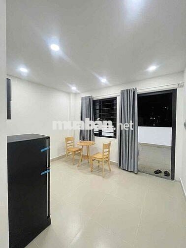 PENTHOUSE FULL NỘI THẤT BAN CÔNG SÂN THƯỢNG NHÀ MỚI PHÒNG ĐẸP RỘNG