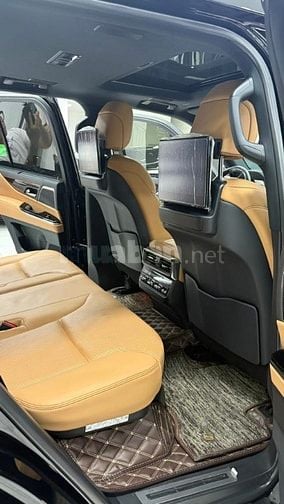 Bán Lexus LX600 Urban 7 chỗ, sản xuấ 2023, một chủ Hà Nội.