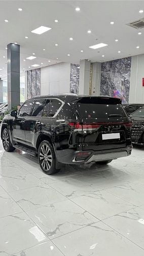 Bán Lexus LX600 Urban 7 chỗ, sản xuấ 2023, một chủ Hà Nội.