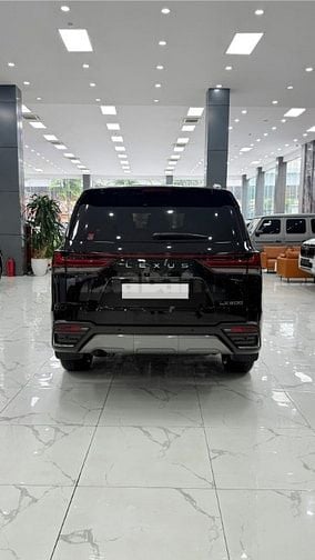 Bán Lexus LX600 Urban 7 chỗ, sản xuấ 2023, một chủ Hà Nội.