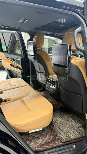Bán Lexus LX600 Urban 7 chỗ, sản xuấ 2023, một chủ Hà Nội.