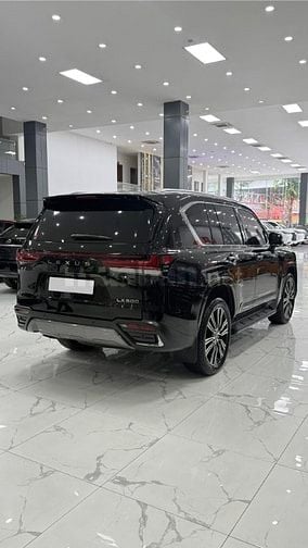 Bán Lexus LX600 Urban 7 chỗ, sản xuấ 2023, một chủ Hà Nội.