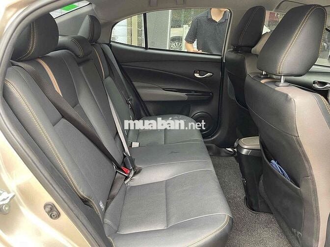 Toyota Vios 2023 G - 9600 km