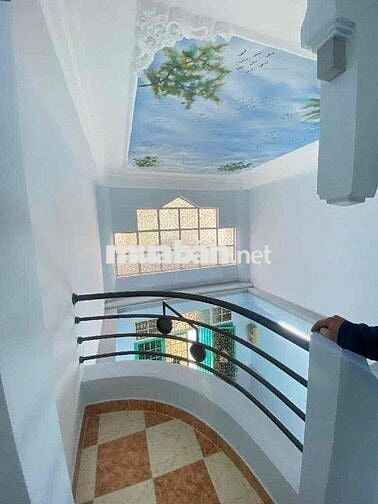 CHO THUÊ NHÀ NGUYÊN CĂN DƯƠNG BÁ TRẠC-XE HƠI THÔNG TỨ TUNG