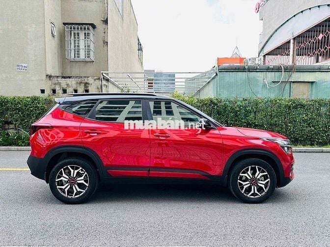 Kia Seltos 2023 1.6 AT Deluxe - 49000 km