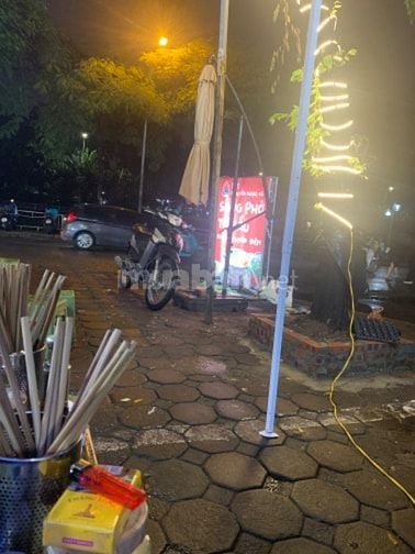 cần tuyển nhân viên quán phở 171