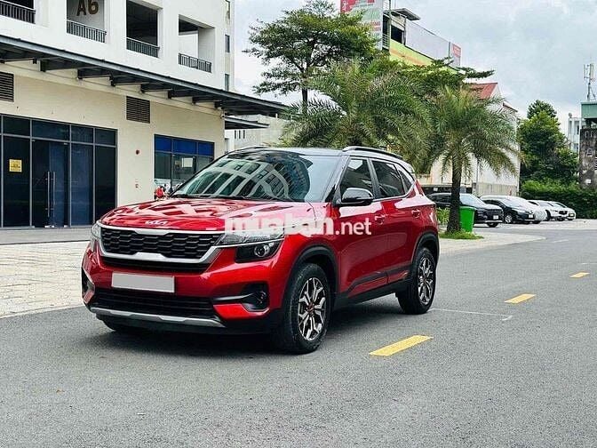 Kia Seltos 2023 1.6 AT Deluxe - 49000 km