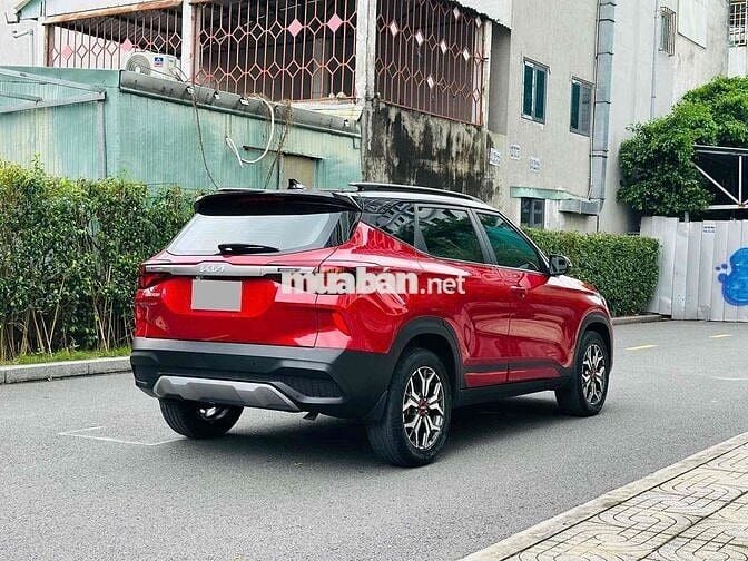 Kia Seltos 2023 1.6 AT Deluxe - 49000 km