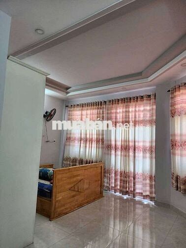 Cho thuê nhà giá rẻ 7 x 14 có 3 lầu 4pn 5wc sân thượng