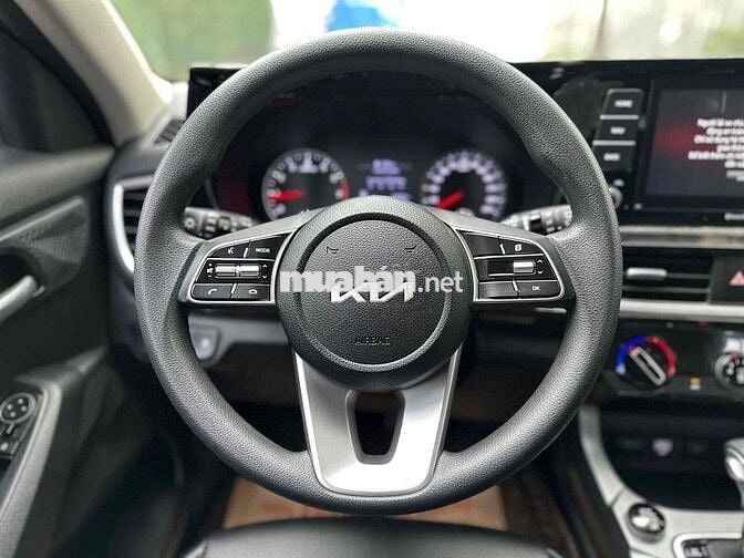 Kia Seltos 2023 1.6 AT Deluxe - 49000 km