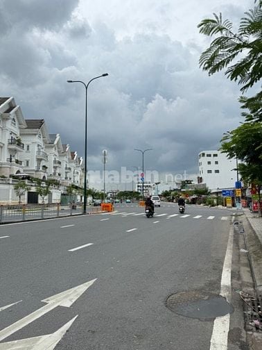 BÁN NHÀ, DƯƠNG QUẢNG HÀM,GÒ VẤP, NGAY SIÊU THỊ EMART– 4 x 7m💰 3,15T