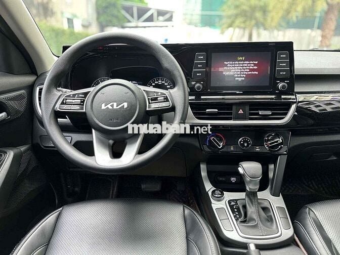 Kia Seltos 2023 1.6 AT Deluxe - 49000 km