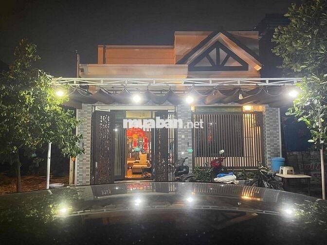 HH 1% gửi ae môi giới bán đất tặng nhà vườn C4 MT 5m5 Phan Văn Định