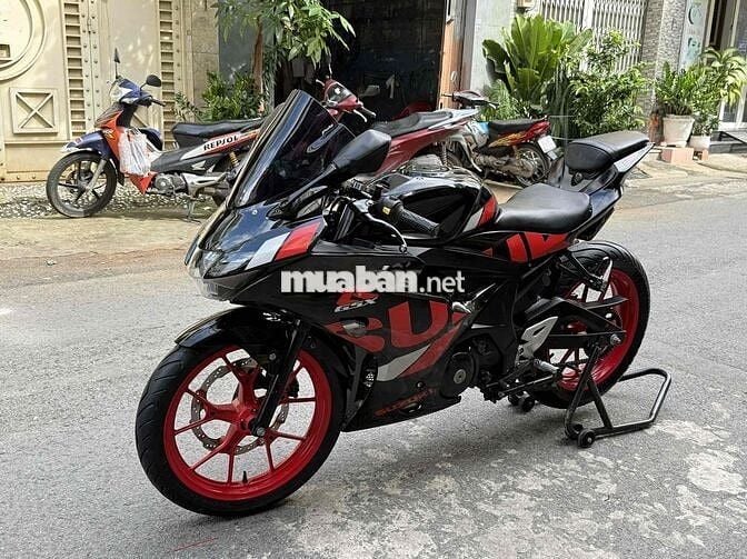 Suzuki GSX-R150 2020