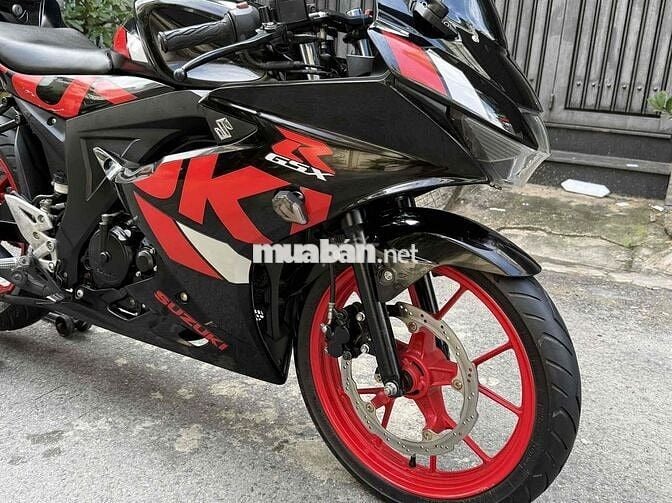 Suzuki GSX-R150 2020