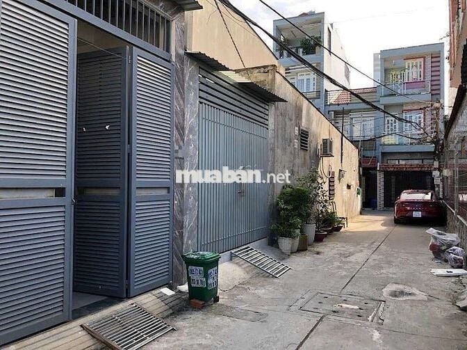 Nhà mới sẵn nội thất gần pmqt bvq12, sân ôtô sân thượng,sân sau 4pn