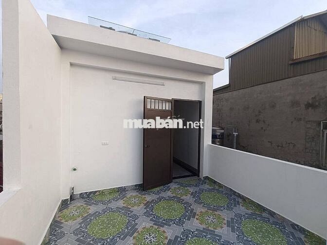 BÁN NHÀ   TĂNG THIẾT GIÁP – 5T THANG MÁY – Ô TÔ ĐỖ CỬA – GIÁ CHỈ 9 TỶ