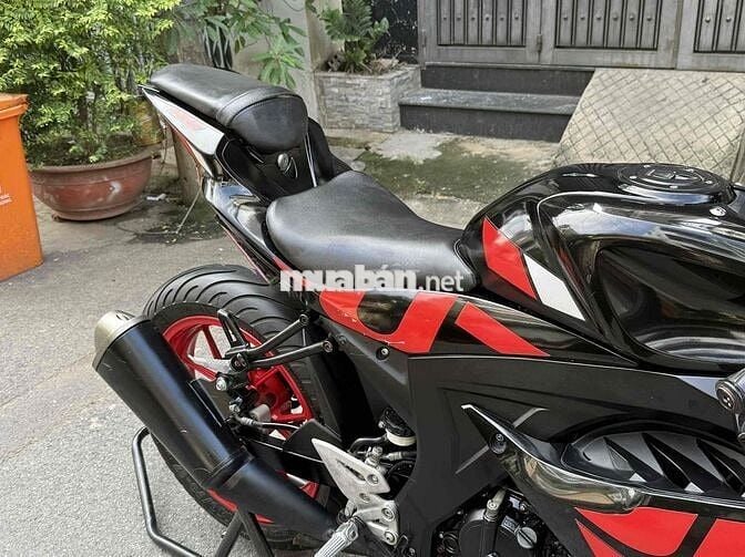 Suzuki GSX-R150 2020