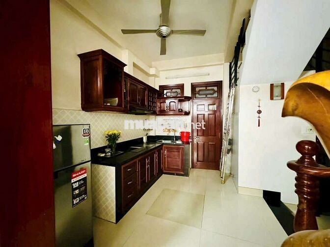 Cho thuê nhà nguyên căn.Đường Nguyễn Thiện Thuật.Phường 2.Quận 3.