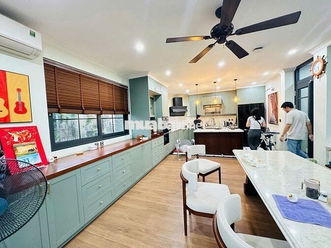 SIÊU PHẦM NHÀ XUÂN ĐỈNH - GARA OTO - LÔ GÓC -  MẶT TIỀN SIÊU KHỦNG