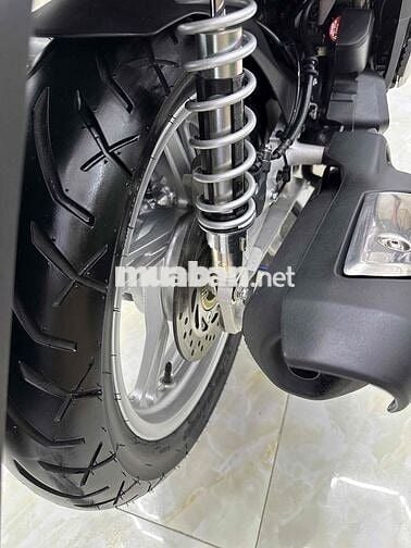 SH 160CHINHCHỦ 2025 ODO 1K NHƯ MỚI GIÁ TỐt