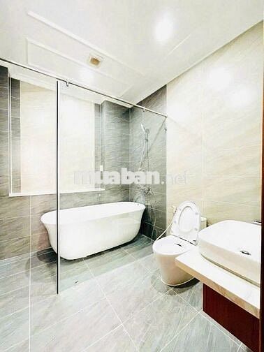 CHO THUÊ NHÀ HẺM VIP 2/12B  CAO THẮNG, PHƯỜNG 5, QUẬN 3.