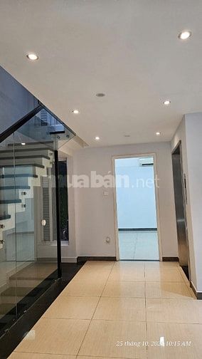 Nhà HXH 6m 606 đường 3/2. DT 5.1x15.5m, 5 tầng